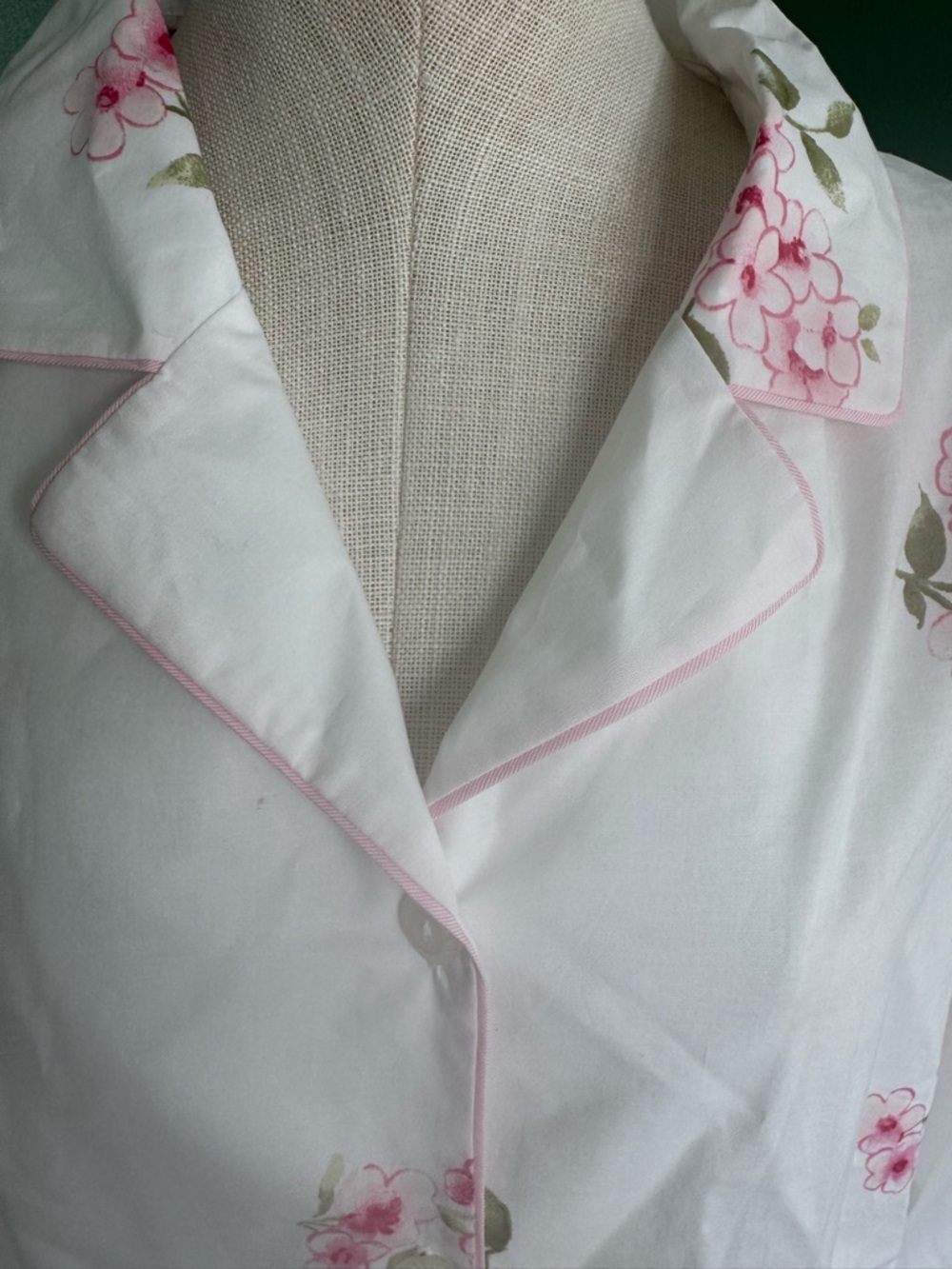 NWT Oscar De La Renta pajamas - Picture 4 of 13